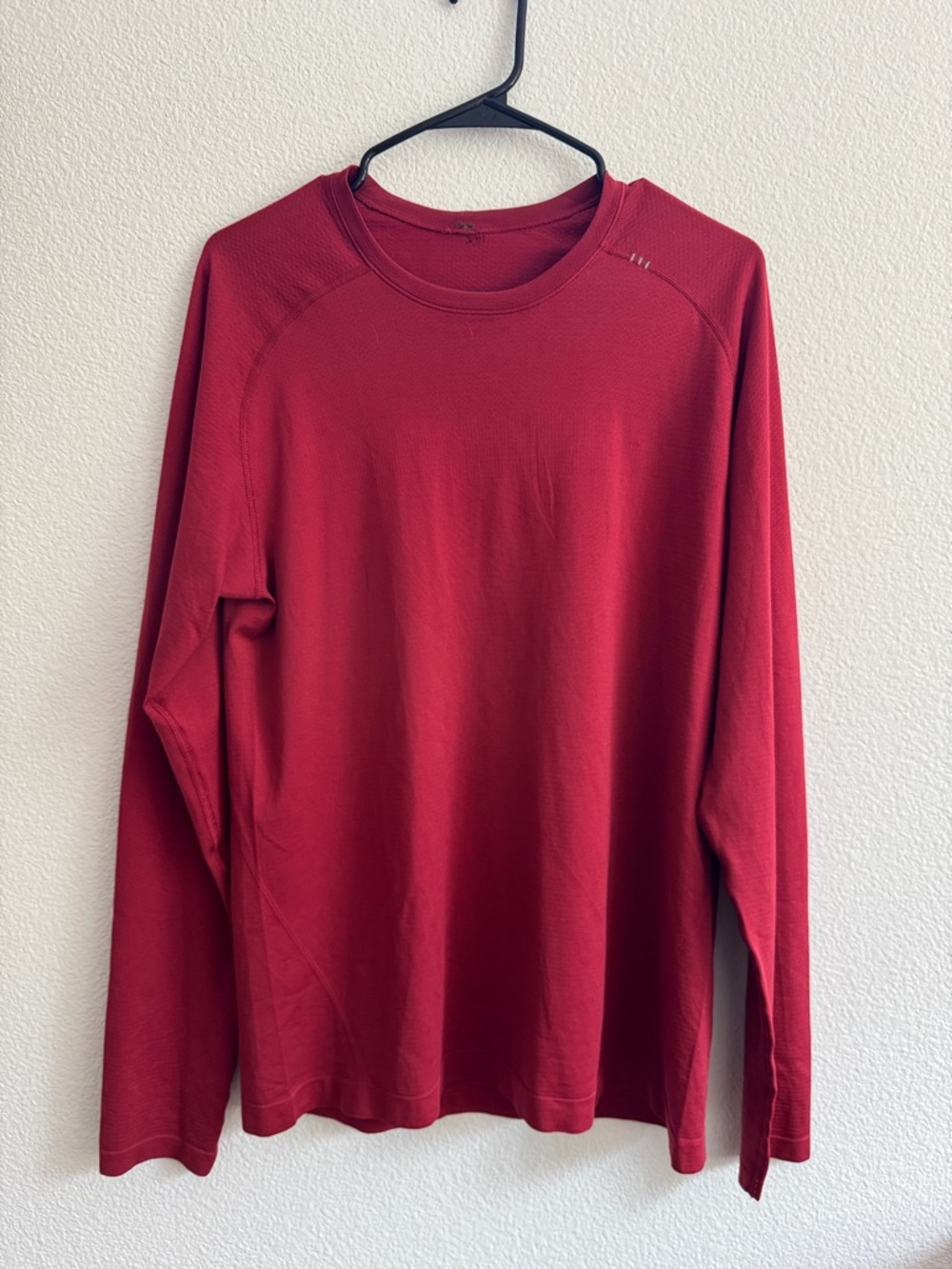 Lululemon metal vent long sleeve shirt